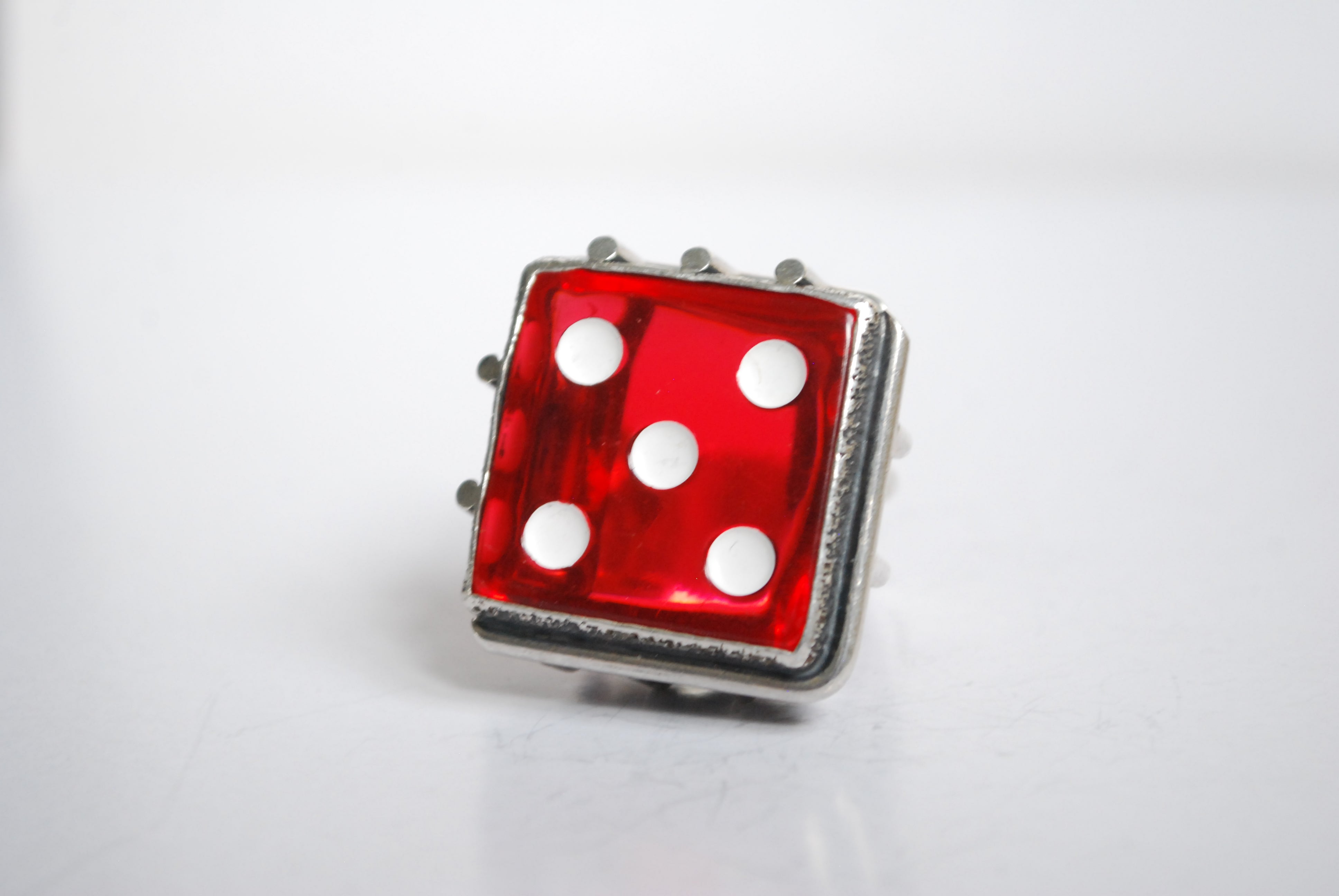 5 dice ring